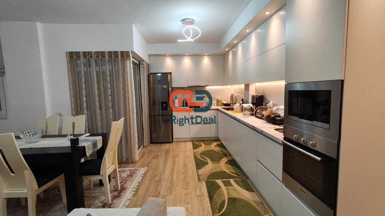 Ne Fresk ,Shitet Apartament 2+1+2 Totalisht I Investuar!!