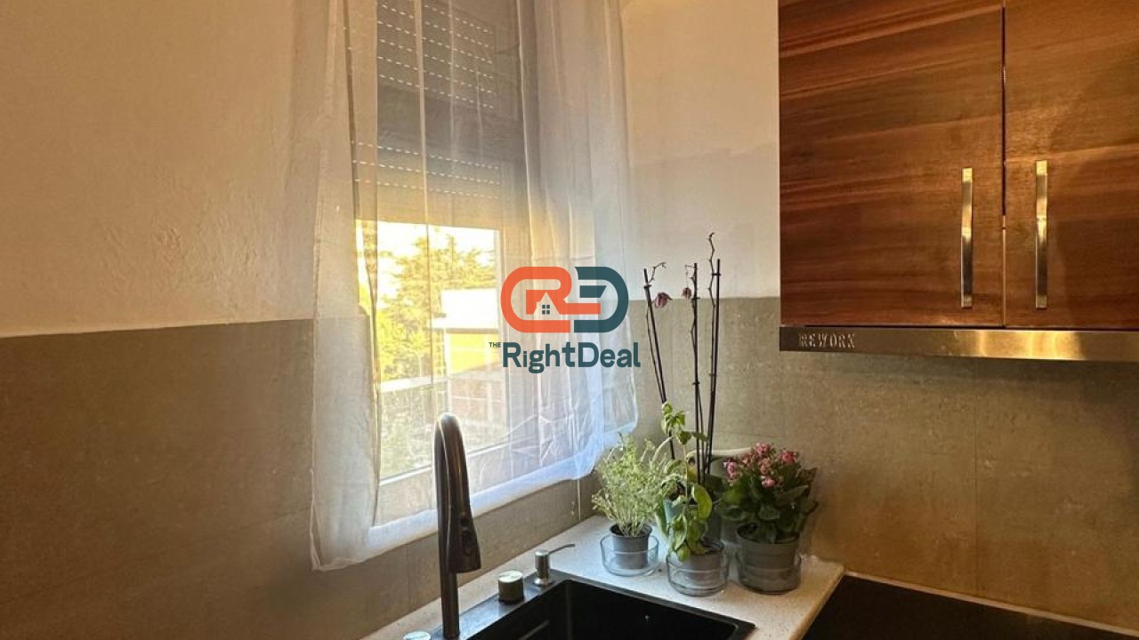 Ne Myslym Shyr, Prane Shkolles Pjeter Budi, Shitet Apartament 1+1 I Investuar Me Orientim Perfekt !!!