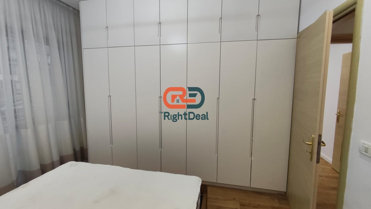 Tek Kodra E Diellit ,Shitet Apartament 1+1 Me Planimetri Perfekte!!