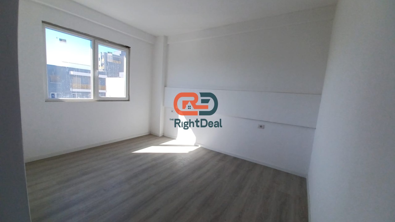 Prane Zogut Te Zi, Tek E88 Construction, Shitet Super Apartament 3+1+2, Me Orientim Perfekt!!!
