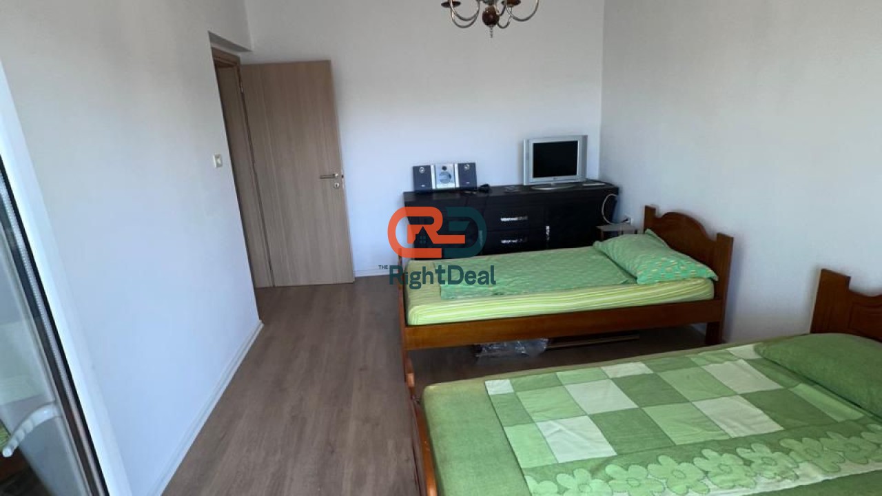 Ne Rrugen Bardhyl, Buze Rruge Kryesore, Shitet Apartament 2+1, me Orientim dhe Vendndodhje Perfekte