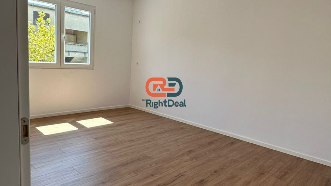 Afer Gjimnazit Andon Zako Cajupi, Shitet Apartament 2+1 i Sapo Investuar !!!