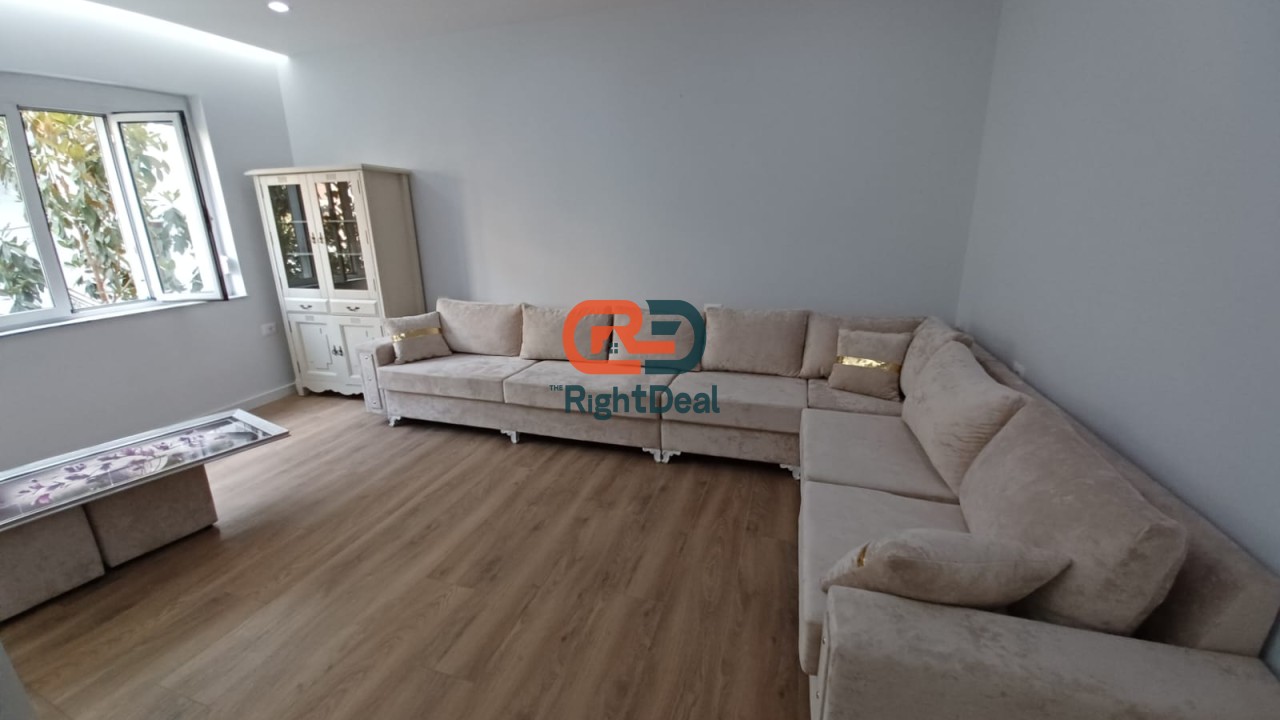 Ne Myslym Shyr, Prane Gjykates Se Rrethit Gjyqesor Tirane, Shitet Apartament 3+1 I Investuar Totalisht !!!