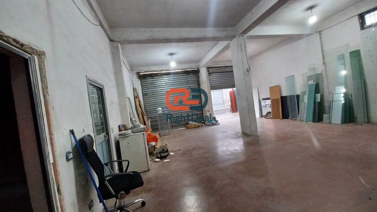 Prane Spitalit Amerikan 2, Jepet Me Qira Magazine, Ideale Per Shume Tipologji Biznesi!!!