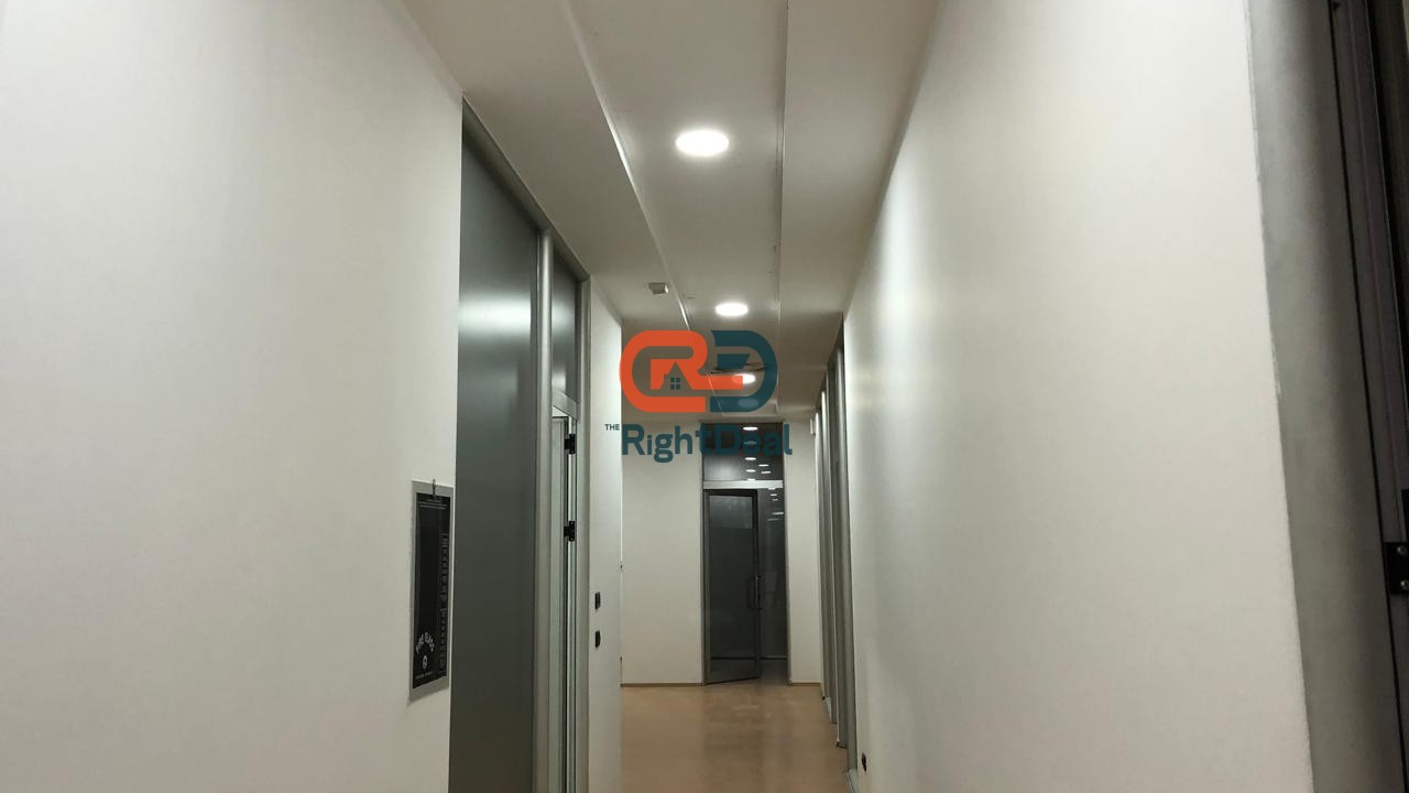 Tek “Twin Towers‘‘ Jepet Me Qira Ambient 760 m² Me Super Pamje Dhe Lokacion!!!