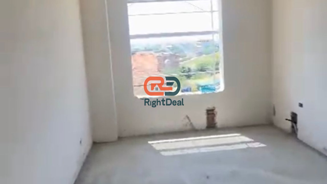 Ne Paskuqan , Shitet Apartament 2+1+2  Drejt Perfundimit Me Planimetri Dhe Orientim Perfekt!