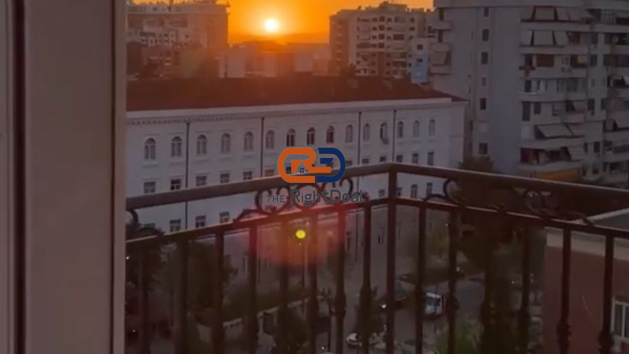 Tek Bulevardi Zogu I Pare, Jepet Me Qira Super Apartament 1+1, I Investuar !!