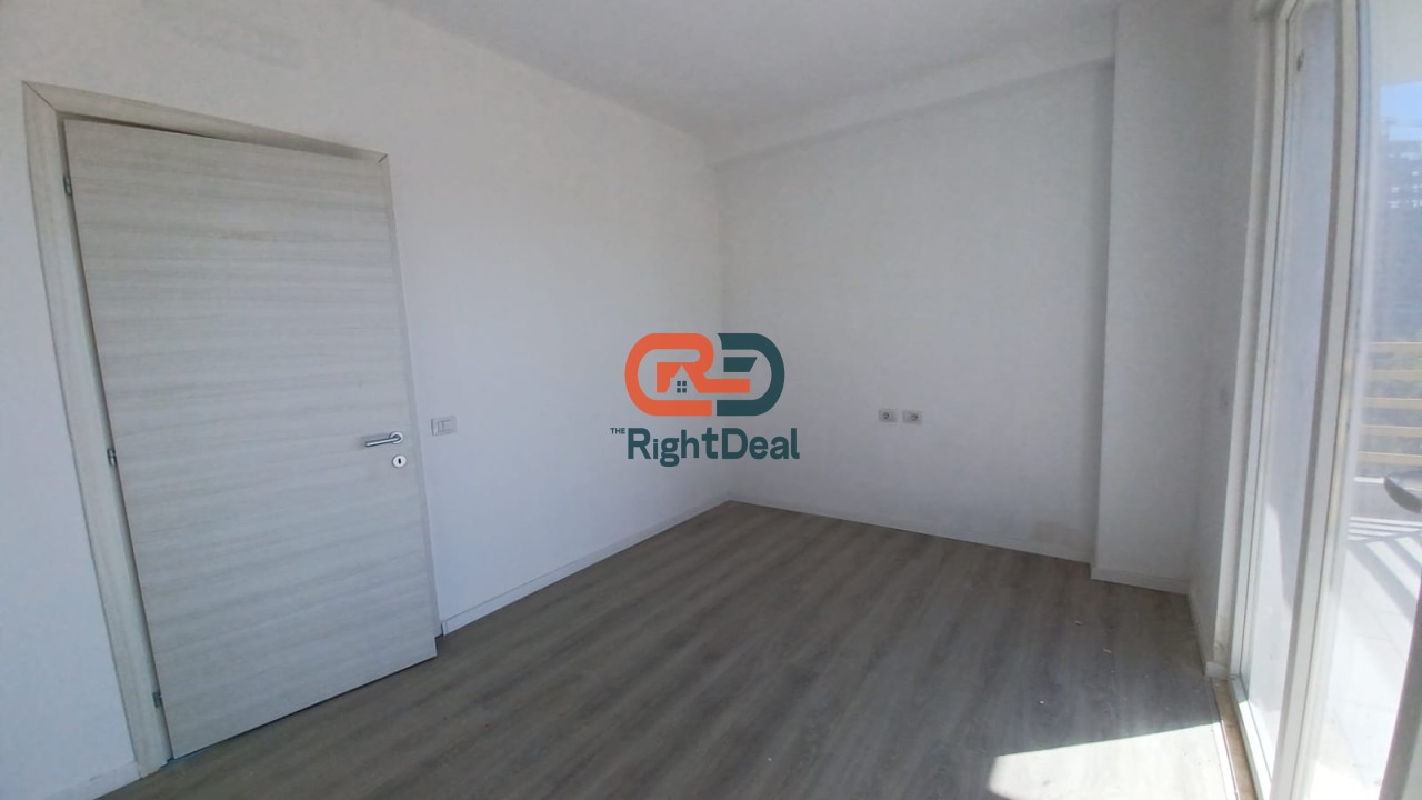 Prane Zogut Te Zi, Tek E88 Construction, Shitet Super Apartament 3+1+2, Me Orientim Perfekt!!!