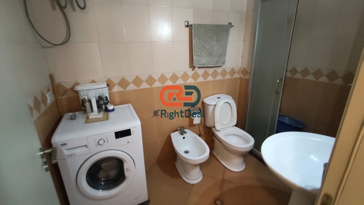 Ne Rrugen Jordan Misja ,Shitet Apartament 2+1 Me Orientim Perfekt!!