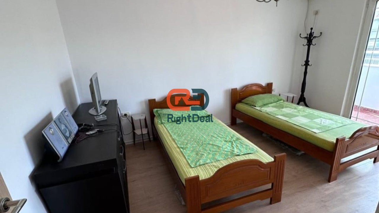 Ne Rrugen Bardhyl, Buze Rruge Kryesore, Shitet Apartament 2+1, me Orientim dhe Vendndodhje Perfekte