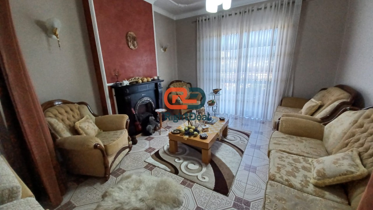 Ne Sanatorium, Shitet Vile 2 Kateshe, Me Hapesira Te Bollshme Dhe Planimetri Te Rregullt!!!