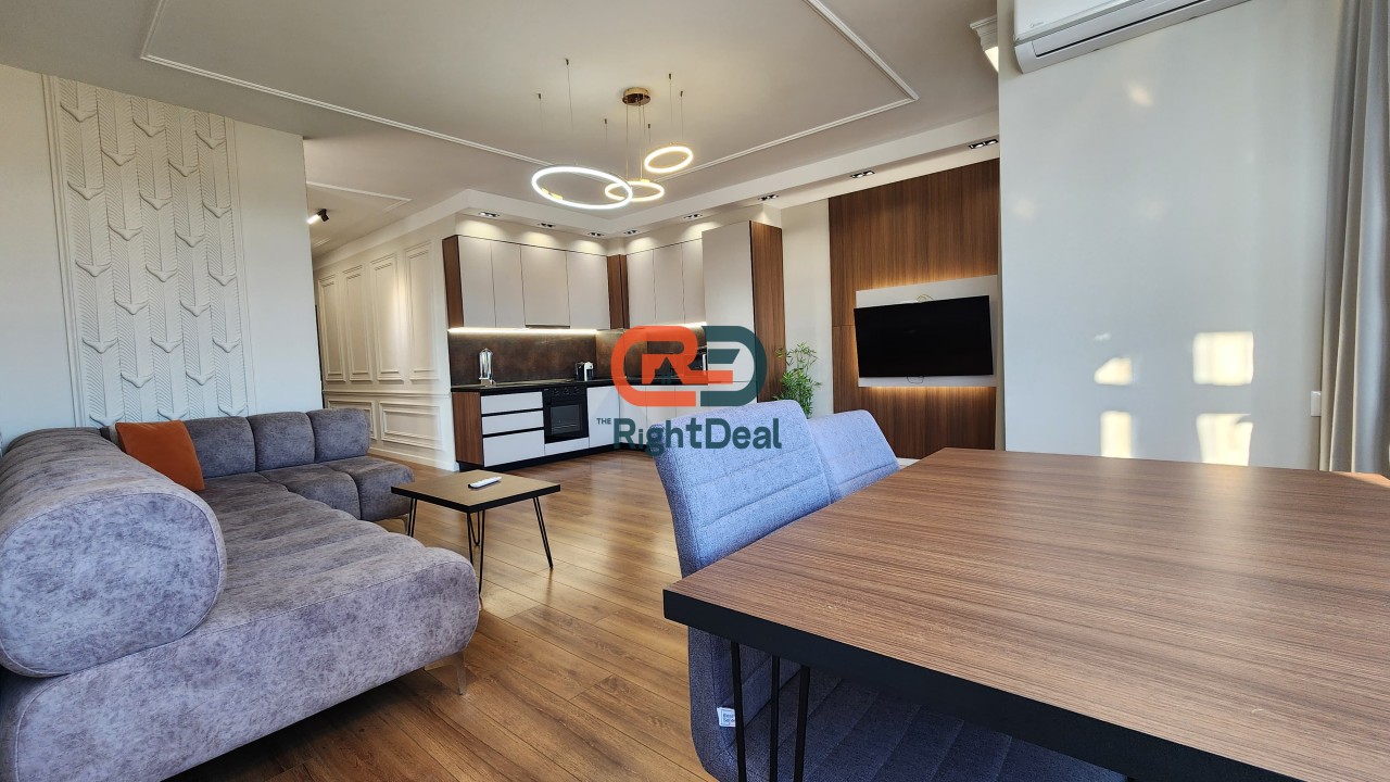 Prane Ish-Ekspozites, Shitet Super Apartament 2+1+2, Totalisht I Investuar !!