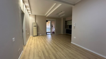 Apartment 2+1 - For sale Rruga Xhanfize Keko