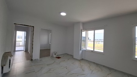 Apartment 2+1 - For Rent Rruga Gryka e Kaçanikut