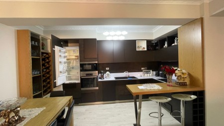 Apartment 2+1 - For sale Rruga 29 Nëntori