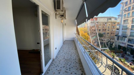 Apartament 2+1 - Shitje Rruga Ndre Mjeda