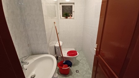 Apartament 1+1 - Shitje Rruga Skender Luarasi