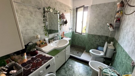 Apartment 2+1 - For Rent Rruga Xhanfize Keko