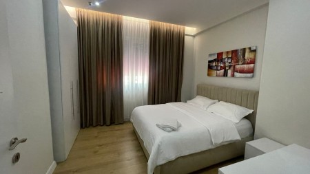 Apartament 1+1 - Shitje Rruga Aleksandër Moisiu