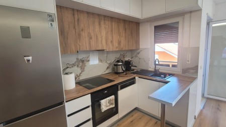 Apartament 2+1 - Qira Rruga Dervish Hekali