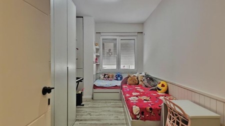 Apartament 2+1 - Shitje Rruga Hamdi Sina