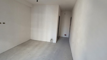 Apartament 2+1 - Shitje Rruga Petrela