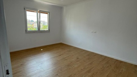 Apartment 2+1 - For sale Rruga Kostaq Cipo
