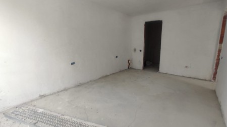 Apartament 3+1 - Shitje Rruga Hamdi Garunja