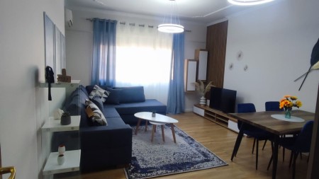 Apartament 2+1 - Qira Rruga Ndrek Luca