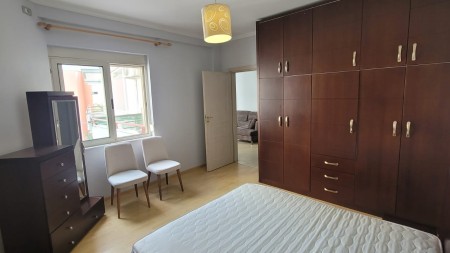 Apartament 1+1 - Qira Rruga Hamdi Sina