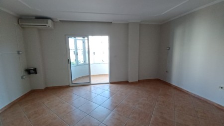Njesi Biznesi - Qira Rruga Sulejman Delvina