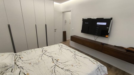 Apartament 1+1 - Shitje Rruga Zallit