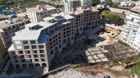 Apartament 2+1 - Shitje Rruga Mitat Hoxha