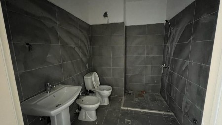 Apartment 1+1 - For Rent Rruga Beniamin Kruta