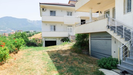 Villa - For sale Rruga Pjeter Budi