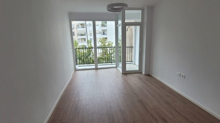 Apartament 1+1 - Shitje Rruga Eshref Frasheri