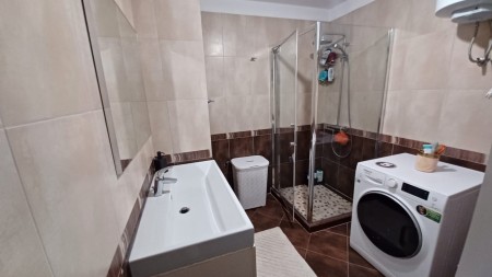 Apartament 2+1 - Shitje Rruga Ramiz Kovaci