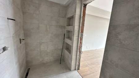Apartment 3+1 - For sale Rruga Zallit
