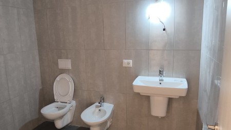 Apartament 1+1 - Shitje Rruga Zebejte Farka