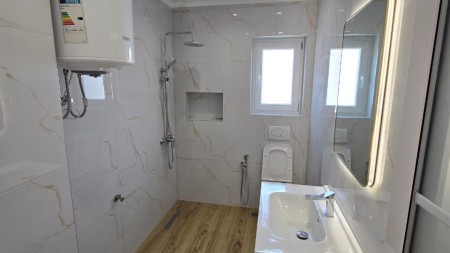 Apartament 2+1 - Shitje Rruga Bardhyl