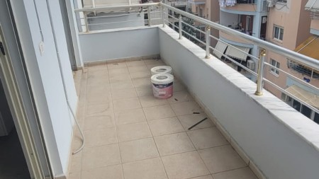 Apartament 1+1 - Shitje Rruga Bill Klinton
