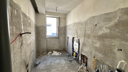 Apartment 3+1 - For sale Rruga Aleksander Konda