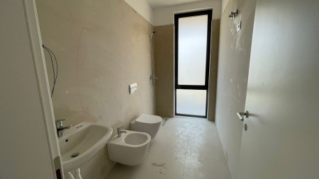 Apartament 2+1 - Shitje Rruga Sejdini