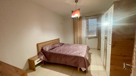 Apartament 1+1 - Qira Rruga Muhamet Deliu