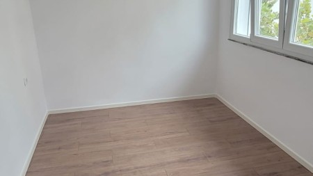 Apartament 1+1 - Shitje Rruga Eshref Frasheri