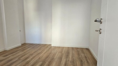 Apartament 1+1 - Shitje Rruga Vëllezërit Manastirli