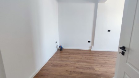 Studio apartment - For sale Rruga Viktor Eftemiu