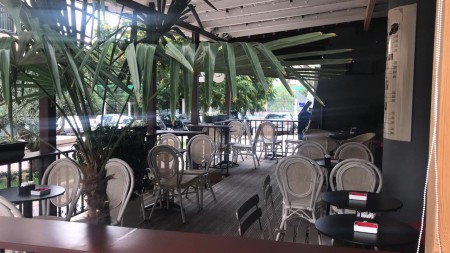 Bar-Restaurant - Shitje Bulevardi Zhan D'Ark