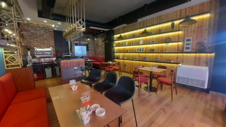 Bar-Restaurant - Qira Boulevard Kashar