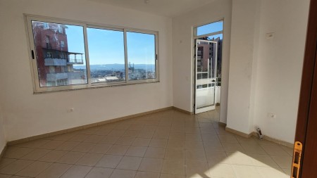 Apartament 1+1 - Shitje Rruga Shefqet Kuka